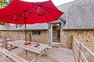 Gîte pour 4 personnes, avec jardin dans La Pellerine