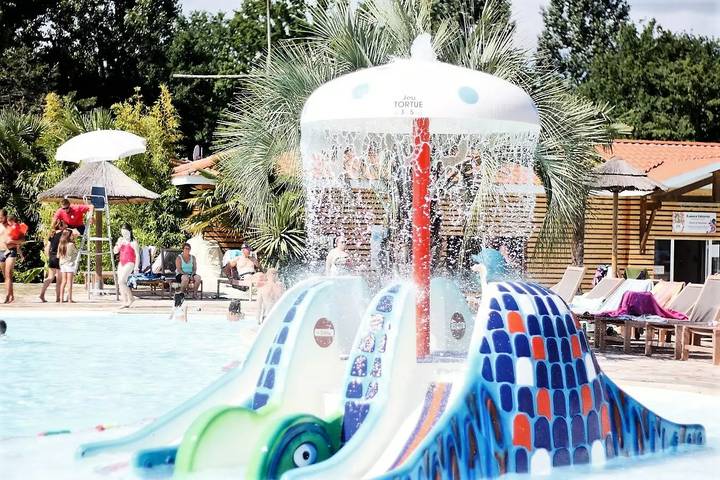 Camping für 6 Personen, mit Terrasse und Pool in Aquitanien - 3