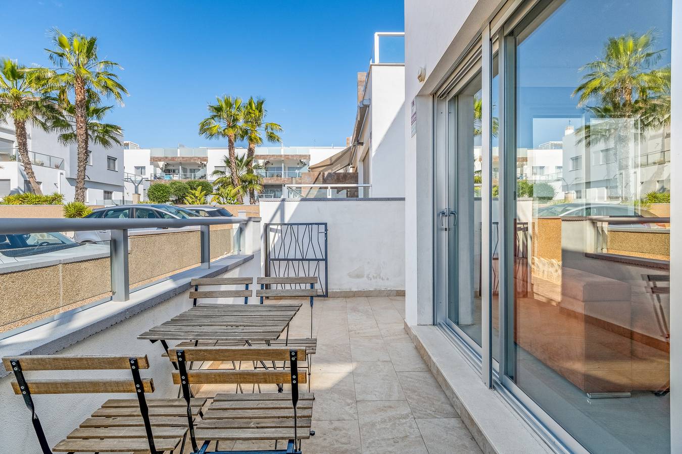 Villa 'Marinamed Residential Seaview' con vistas al mar, Wi-Fi y aire acondicionado in Punta Prima (Alicante), Orihuela