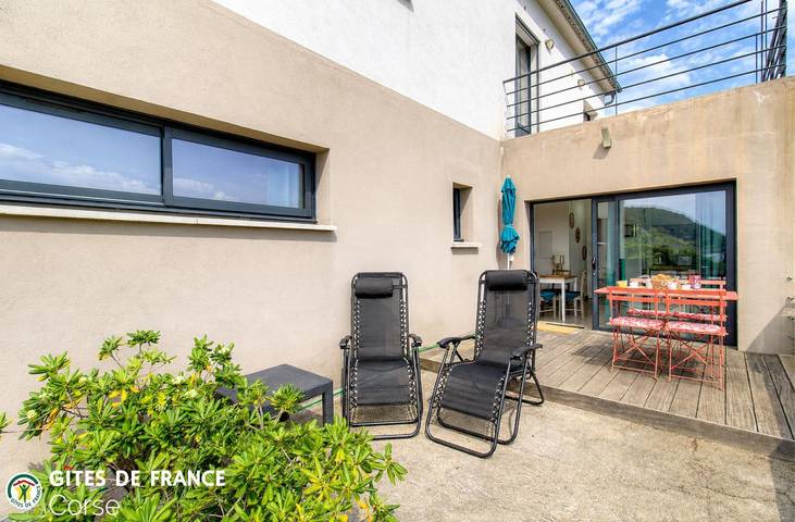 Gîte pour 2 personnes, avec Terrasse et Vue à Sisco - 2
