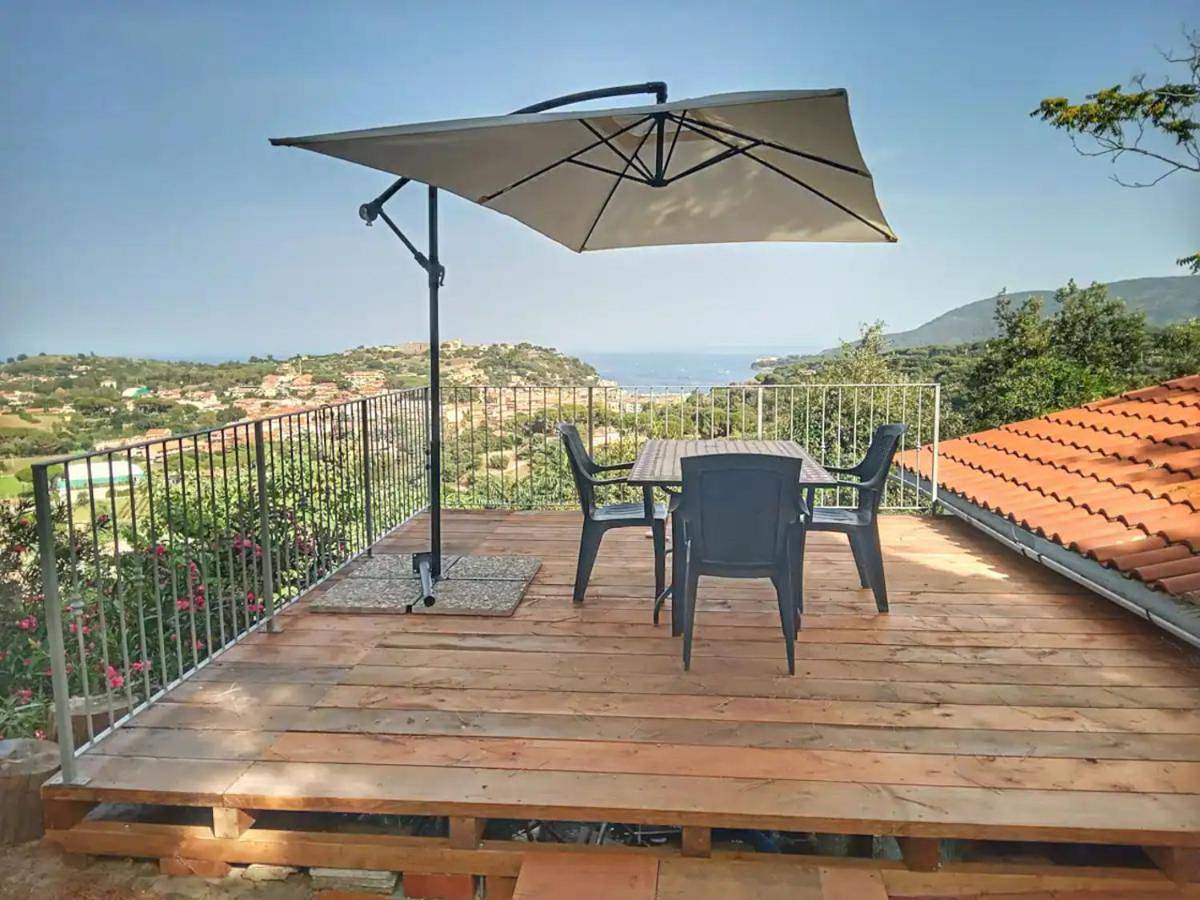 Monolocale intero, Studio in Porto Azzurro, Arcipelago Toscano