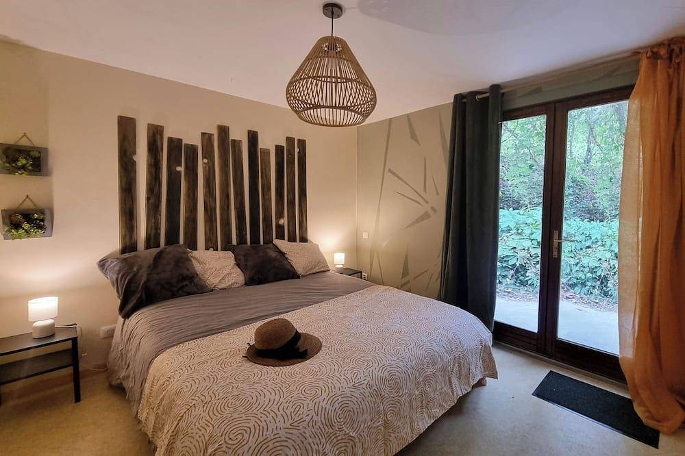 Appartement entier, La Casa Sereno - Appartement avec piscine couverte et chauffée in Saint-Laurent-du-Pape, Privas (arrondissement)
