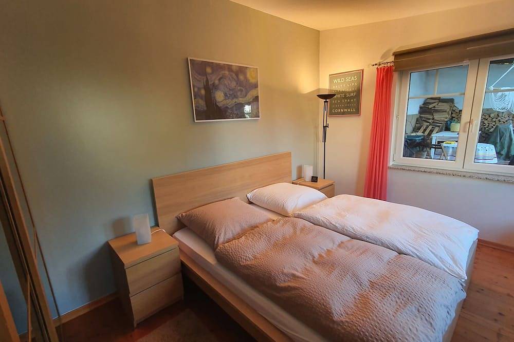 Ganze Wohnung, Wohnen auf dem Dach Bonns, nur 10 Minuten ins Zentrum in Bonn, Rheinland