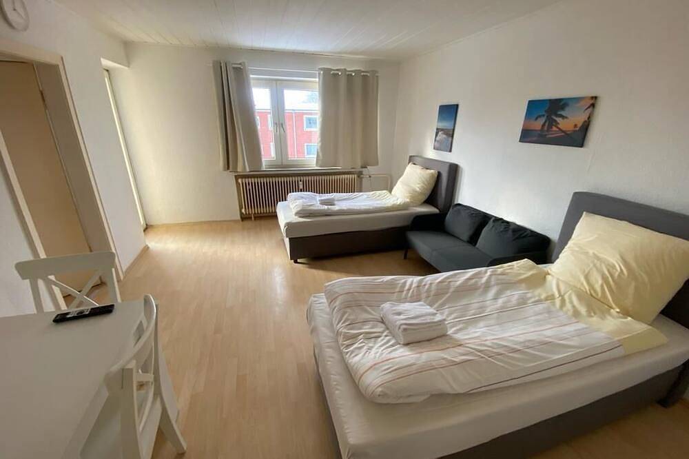 Sachsenring 85 - 2 Schlafzimmer mit Parkplatz in Neumünster, Schleswig-Holstein Binnenland