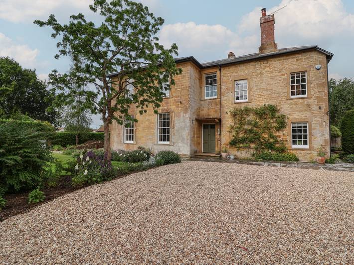 Cottage for 8 people, with garden in Somerset