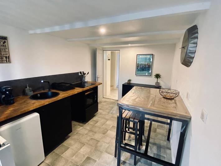 Gîte pour 2 personnes, avec piscine ainsi que jardin et vue à Rochefort-du-Gard - 3