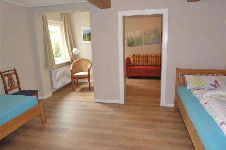 Ferienwohnung für 6 Personen, mit Garten und Terrasse in Rabenkirchen-Faulück - 4