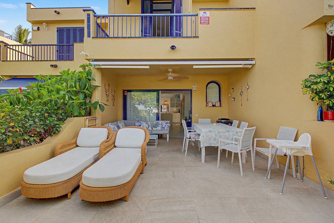 Vacation Home 'Bungalow Meloneras' with Sea View, Wi-Fi and Air Conditioning in Playa de las Meloneras, San Bartolomé de Tirajana