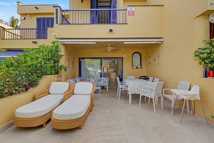 Bungalow Meloneras: Vistas al mar, Wi-Fi y aire acondicionado in Playa de las Meloneras, San Bartolomé de Tirajana