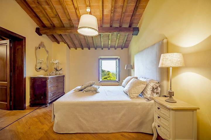 Casa Loretta luxury villa with swimming pool and whirlpool in Montecatini Terme, Provincia di Pistoia