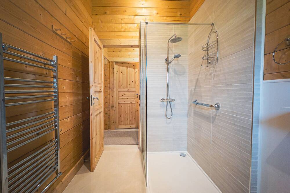 Sundance Lodge - Spacious Lodge - Hot Tub! in Northumberland