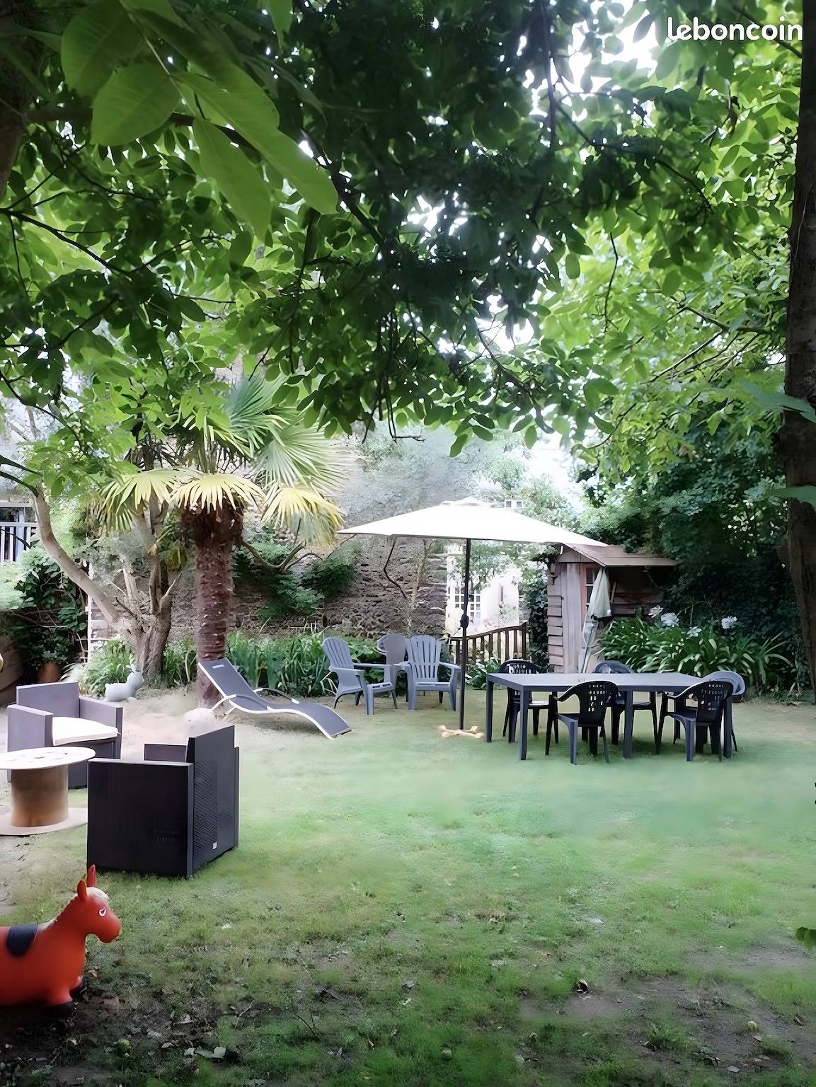 Casa de vacaciones 'Gîte Familiar Eulalie' con terraza privada y jardín propio in Le Minihic-sur-Rance, Región de Saint-Malo