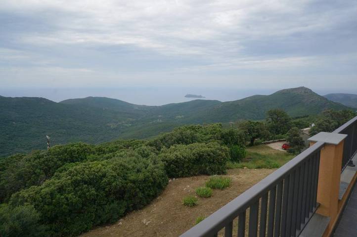 Hôtel pour 2 personnes, avec Jacuzzi et Terrasse à Ersa - 4