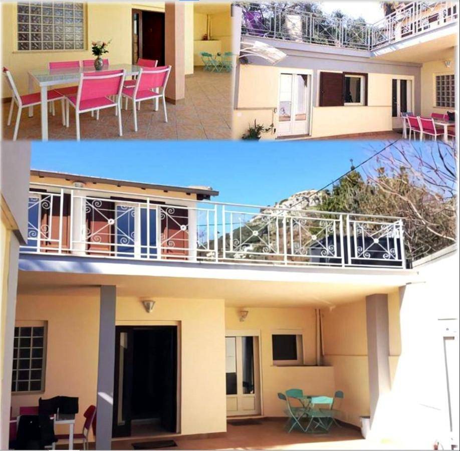 Eden Cap : A delightful villa lodges 11 adults just one km away from Monte Carlo station in Beausoleil, Côte méditerranéenne (France)