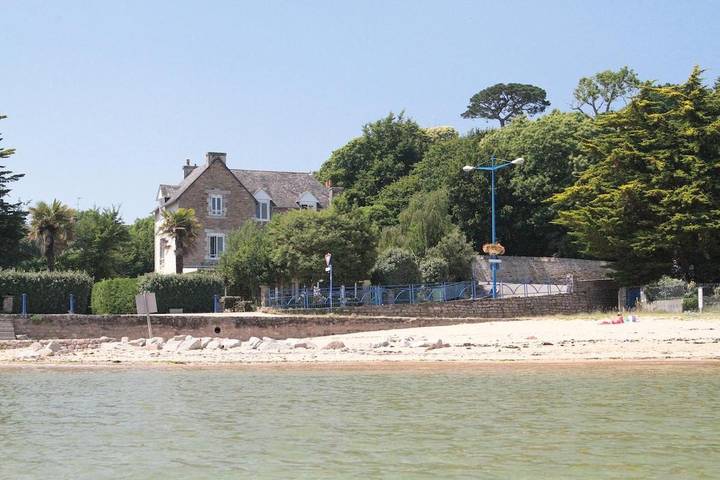 Location de vacances pour 8 personnes, avec vue et terrasse dans Port du Bas-Pouldu