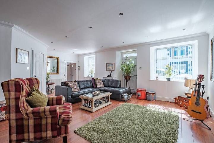 Holiday rental for 6 people, with terrace and garden in Cullen