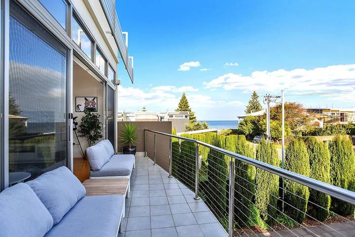 Holiday home for 10 people, with balcony and garden in Encounter Bay