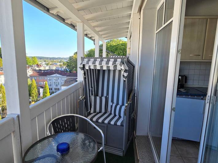 Ferienwohnung für 2 Personen, mit Balkon und Whirlpool sowie Garten und Sauna in Mönchgut-Granitz - 3