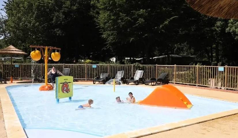 Mobil home pour 6 personnes à Moyenneville
