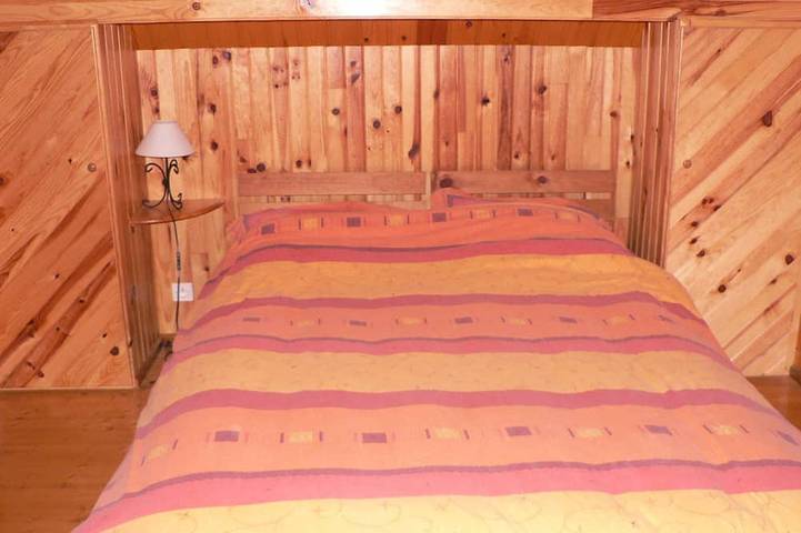 Gîte pour 6 personnes, avec jardin et terrasse à Tauves - 4