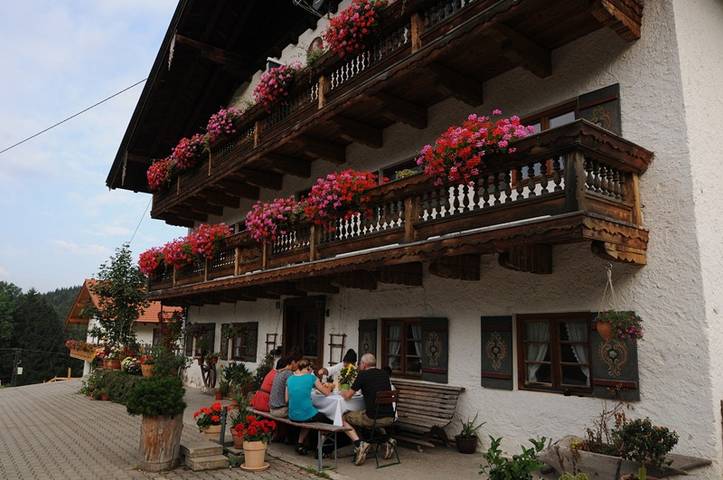 Chalet für 4 Personen, mit Balkon und Terrasse sowie Garten