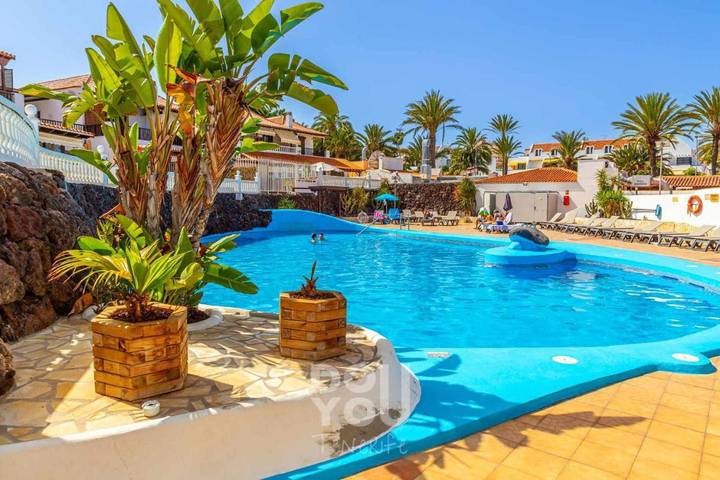 Apartahotel para 2 personas, con piscina y jardín en Tenerife Sur