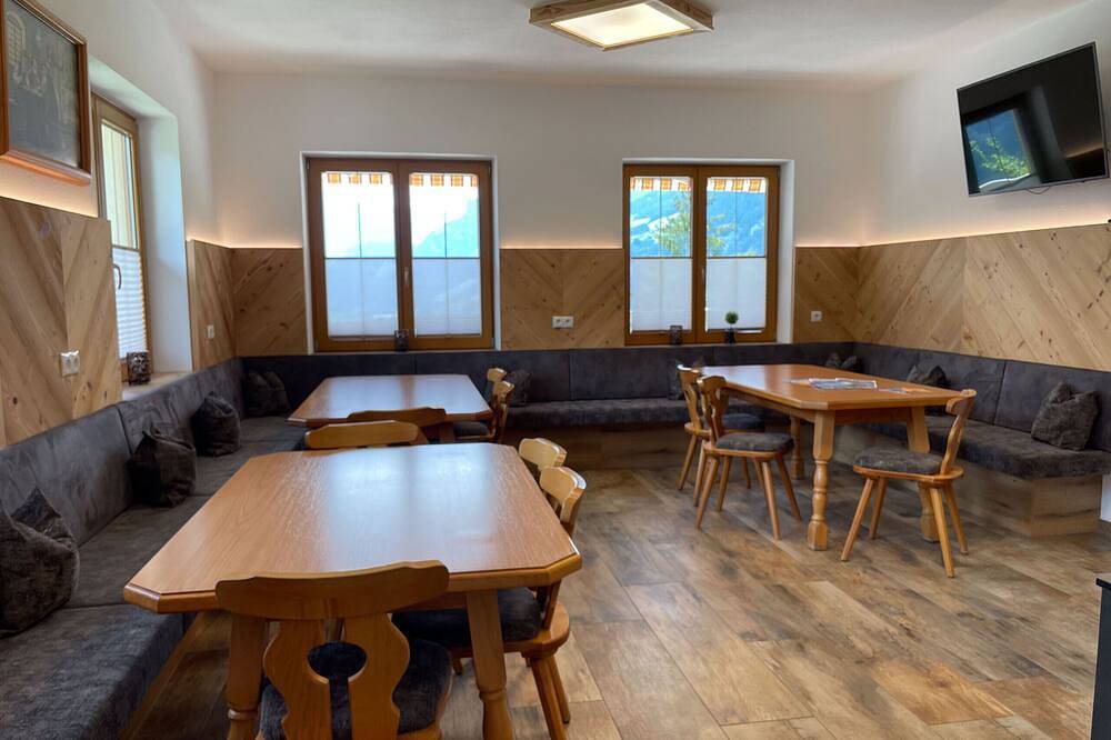 Vacation home \"to the most beautiful view\" in Zellberg, Tiroler Unterland