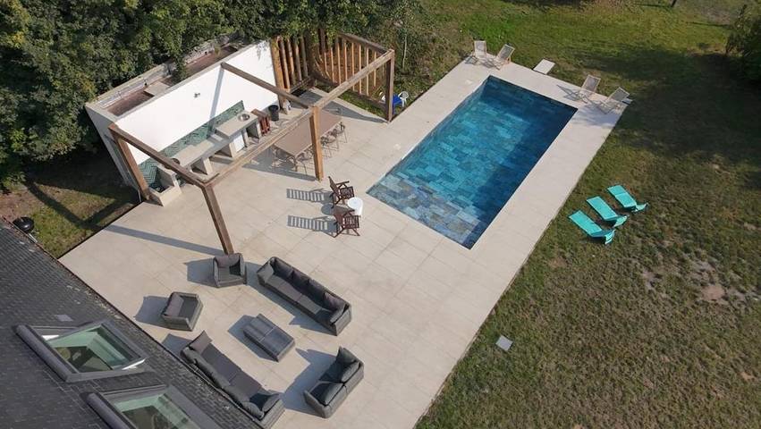 Location de vacances pour 12 personnes, avec piscine et terrasse, animaux acceptés à La Lande-Saint-Léger - 3