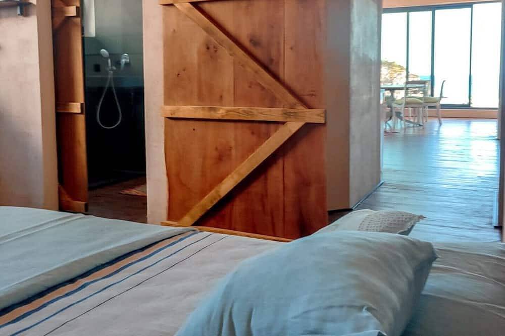 Ganze Wohnung, Luxus-Appartement \"Carlo\"mit traumhaftem Blick direkt am Hafen in Limenaria, Thassos