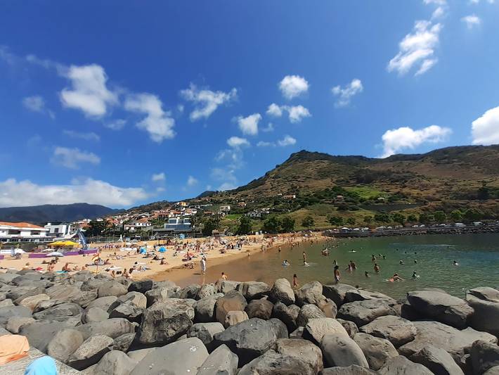 Ganze Wohnung, Ferienwohnung für 2 Personen mit Balkon in Machico, Madeira