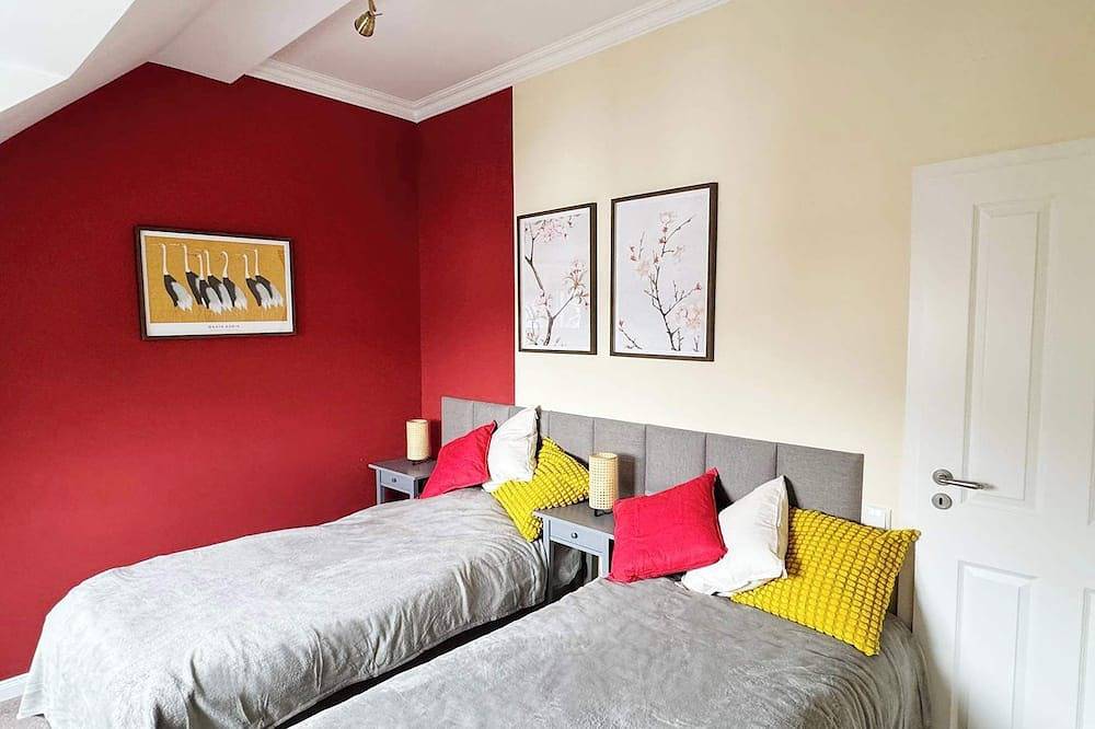 Entire apartment, Big Premium Apartment with Rhine View, totally new in Homberg/Ruhrort/Baerl, Duisburg
