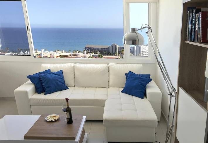 Apartamento entero, Pet-Friendly Apartment 'Fabulous Upper Floor Sea View', Piscina & Wi-Fi in San Agustín , San Bartolomé de Tirajana