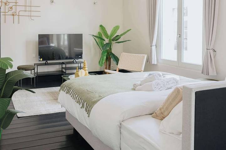 Ganze Wohnung, Bright & Cozy Studio in Mechelen in Mechelen, Antwerpen und Umgebung