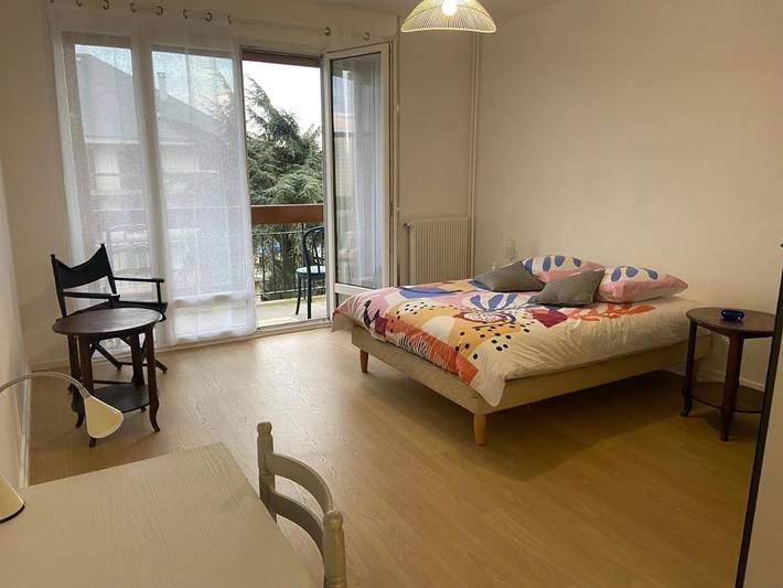Location de vacances pour 2 personnes, avec balcon et vue à Vendôme