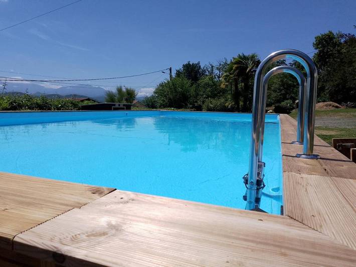 Apartamento de vacaciones para 4 personas, con jardín además de vistas y piscina - 1