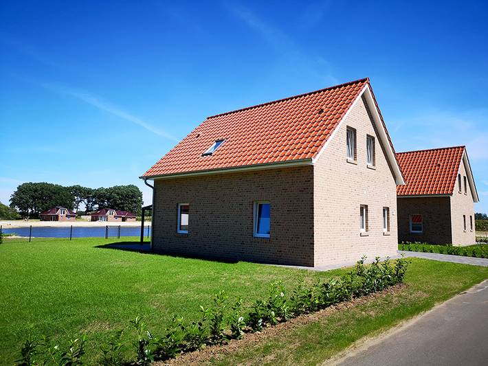 Ferienhaus für 7 Personen, mit Terrasse und Garten sowie Pool und Seeblick in Walchum - 4