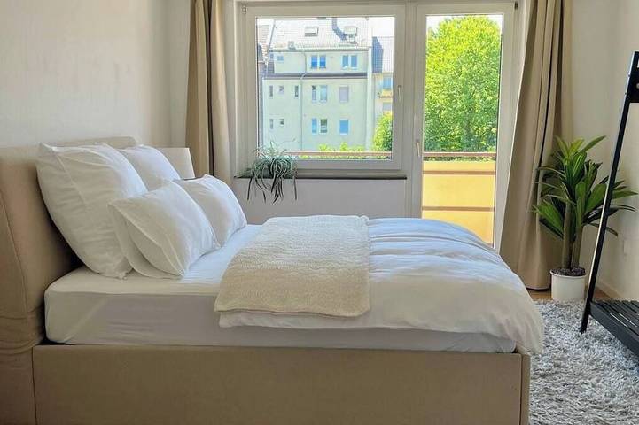 Ganze Wohnung, Bright 2Br Family Friendly Home /Basf/Parking in Ludwigshafen, Kurpfalz