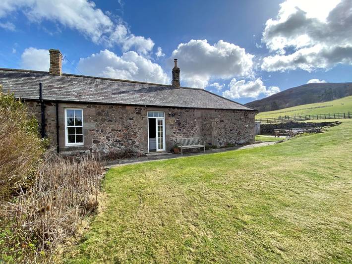 Cottage for 5 people, with garden, with pets in Northumberland National Park