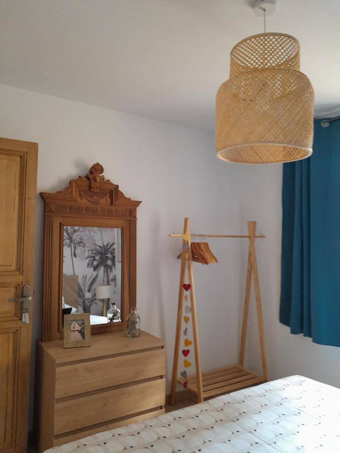 Location de vacances pour 6 personnes, avec balcon et vue à Sainte-Eulalie-d'Olt - 4