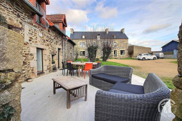Gîte für 25 Personen, mit Whirlpool und Terrasse sowie Garten und Pool in Côtes-d'Armor - 4