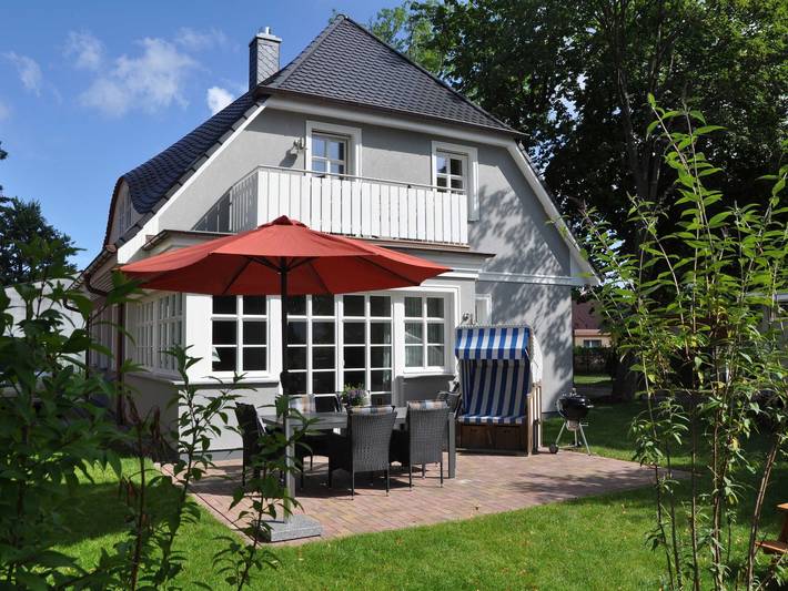 Ferienhaus für 7 Personen, mit Garten und Sauna sowie Terrasse in Prerow - 2