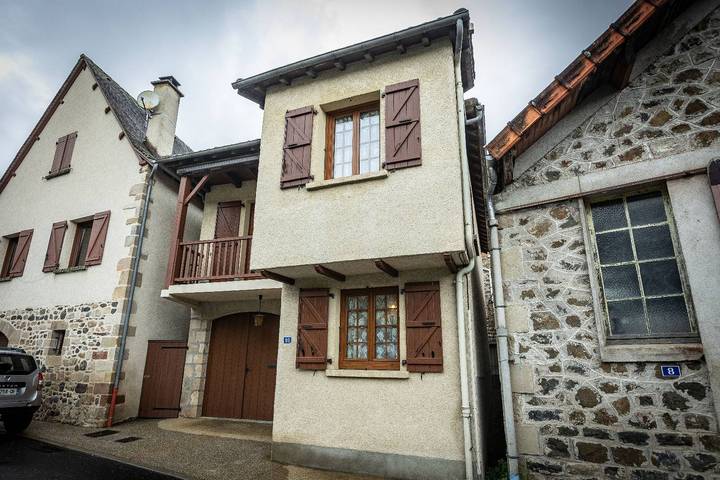 Location de vacances pour 6 personnes, avec Terrasse à Beaulieu-sur-Dordogne