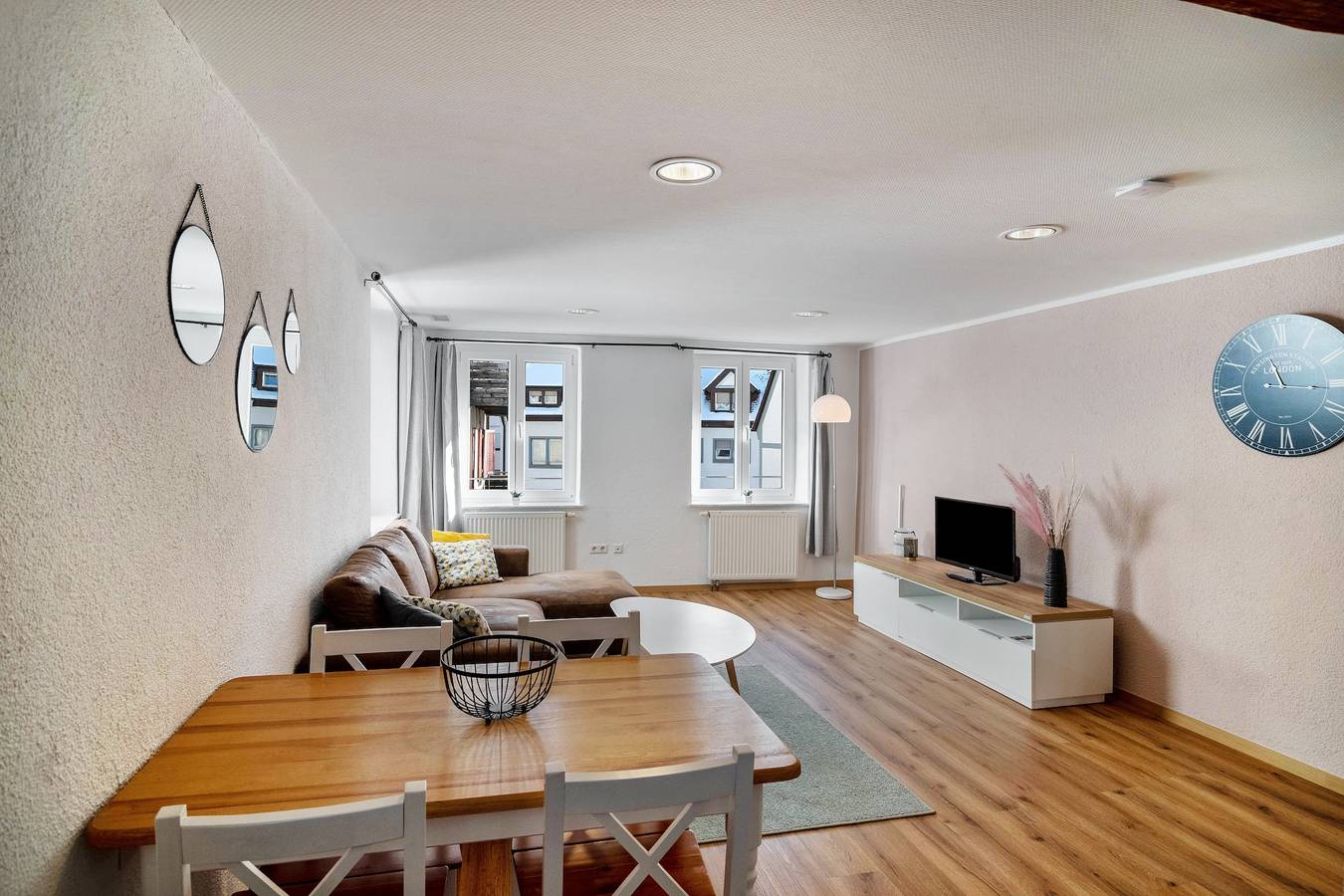 Entire apartment, Apartment 'Ferienwohnung 55' with Sea View and Wi-Fi in Bad Waldsee, Region Bodensee-Oberschwaben