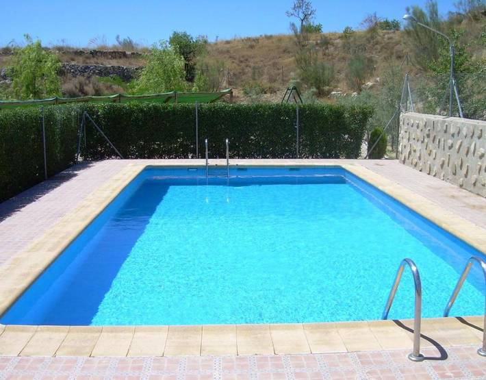 Casa rural para 13 personas, con balcón además de jardín y piscina en Vélez-Blanco
