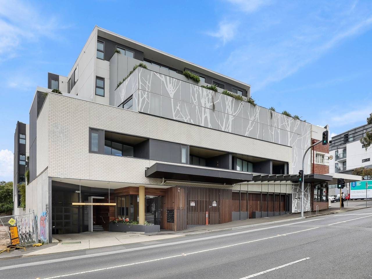 Entire apartment, Modern 2-Bed Ivanhoe unit with Parking in Melbourne, Victoria