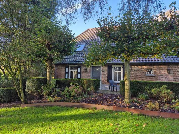 B&b voor 2 personen, with Terras and Tuin as well as Uitzicht in Epe