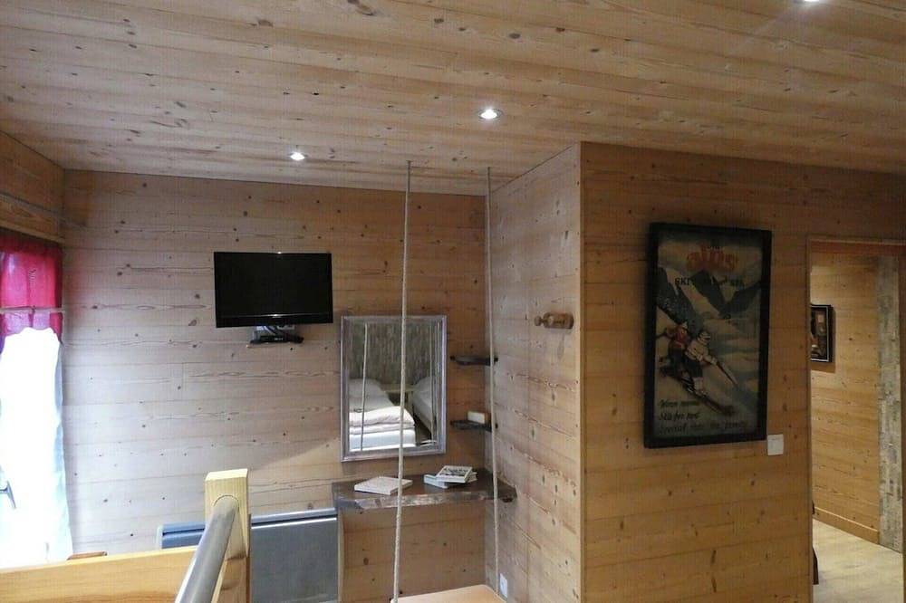 Chalet Aubier spa sauna at Domaine du Fraizier Thônes in Thônes, Annecy region