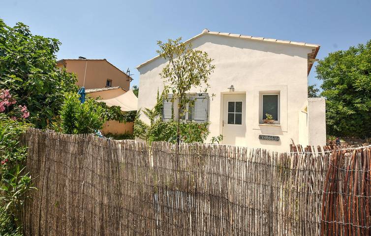 Location de vacances pour 4 personnes, avec terrasse et jardin à Mazan - 2