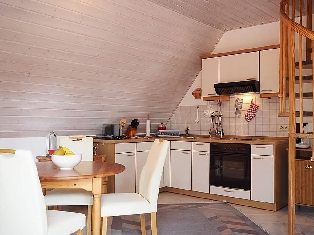 Apartamento vacacional entero, Ferienhaus Weinhardt - Whg. 1 in Ostseebad Zingst, Zingst