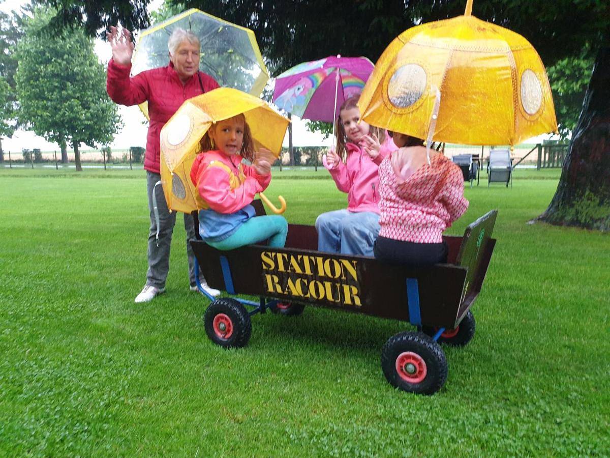 Station Racour 'Magasin de la gare' in Landen, Brabant flamand